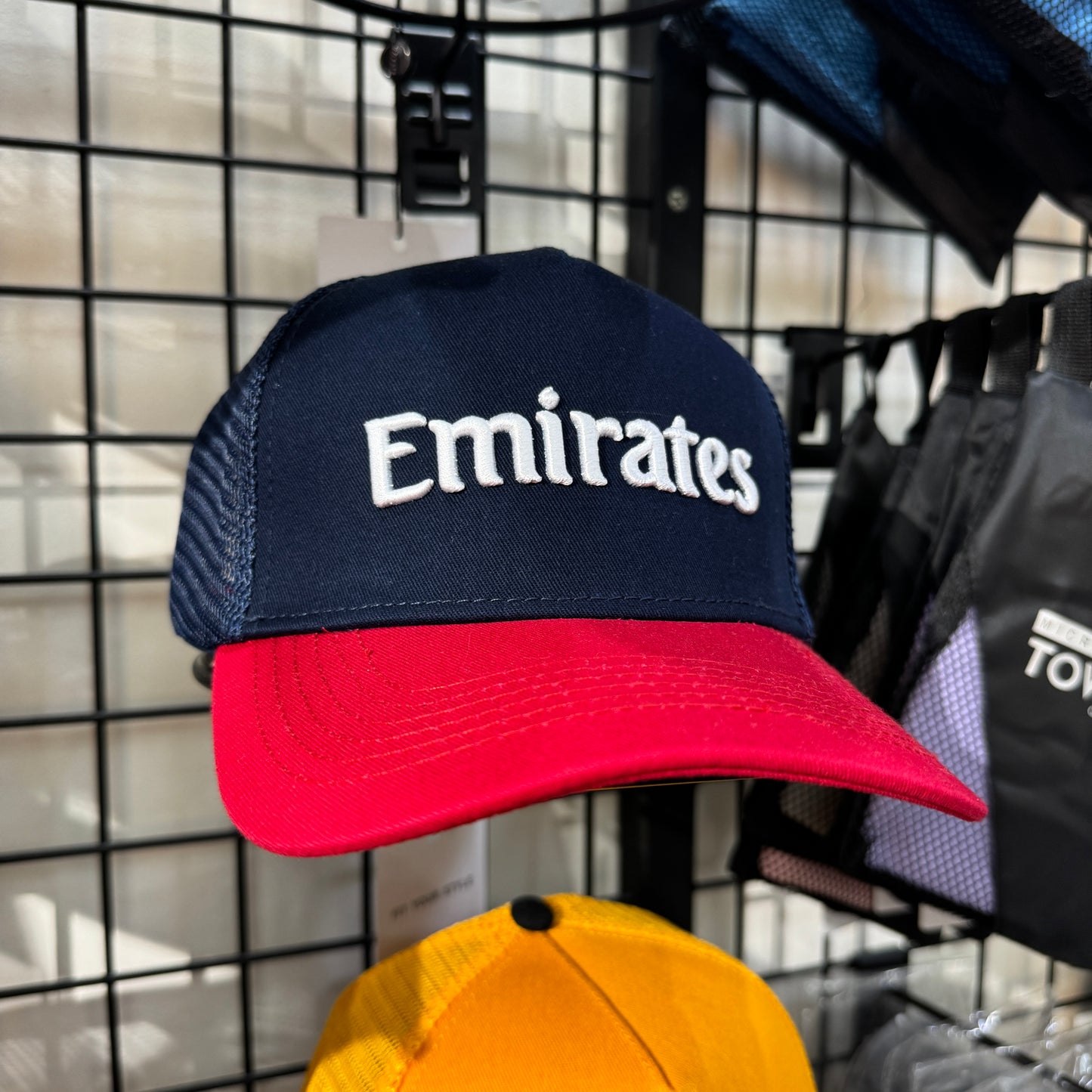 Caps