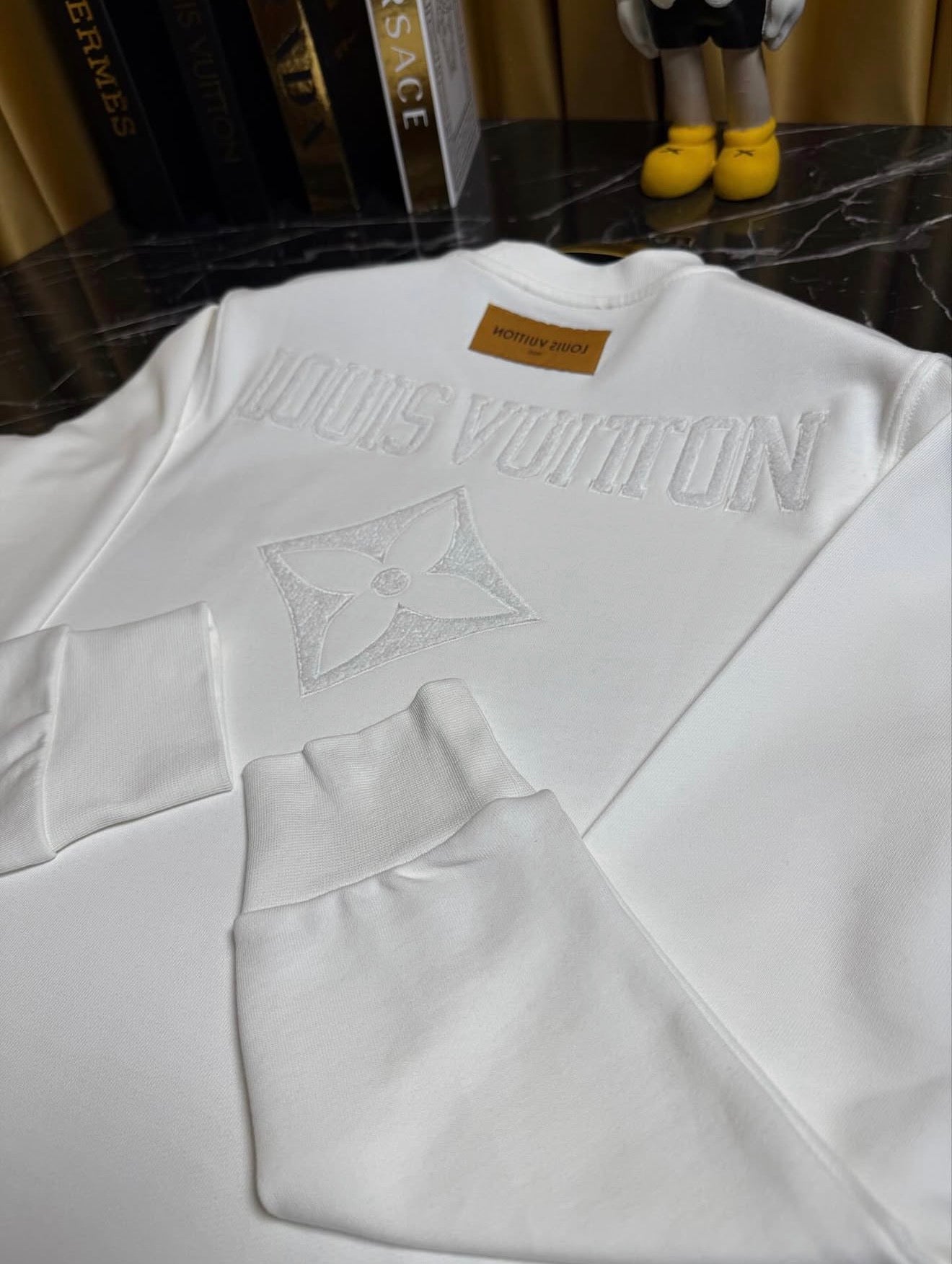 Louis Vuitton Sweatshirt