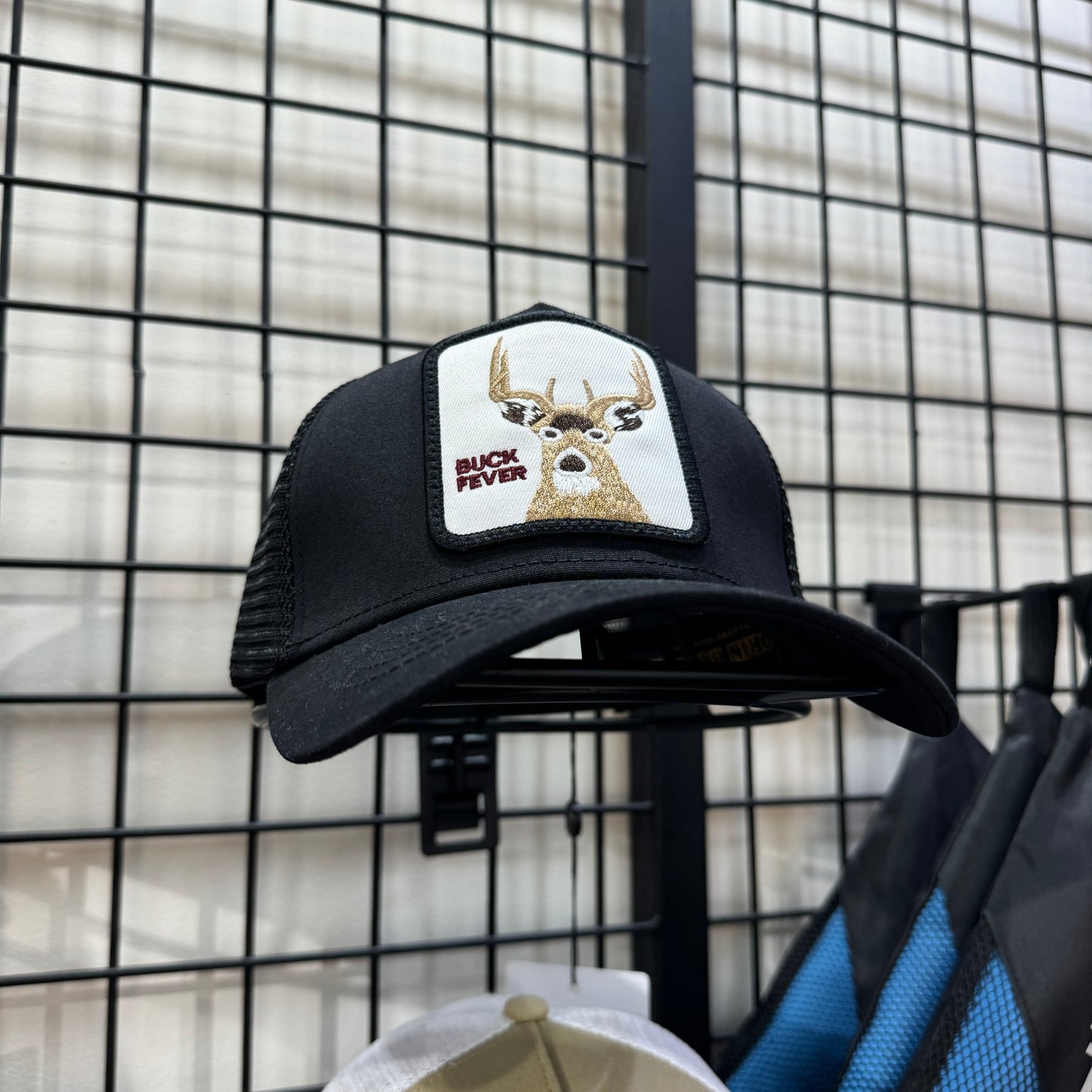 Caps