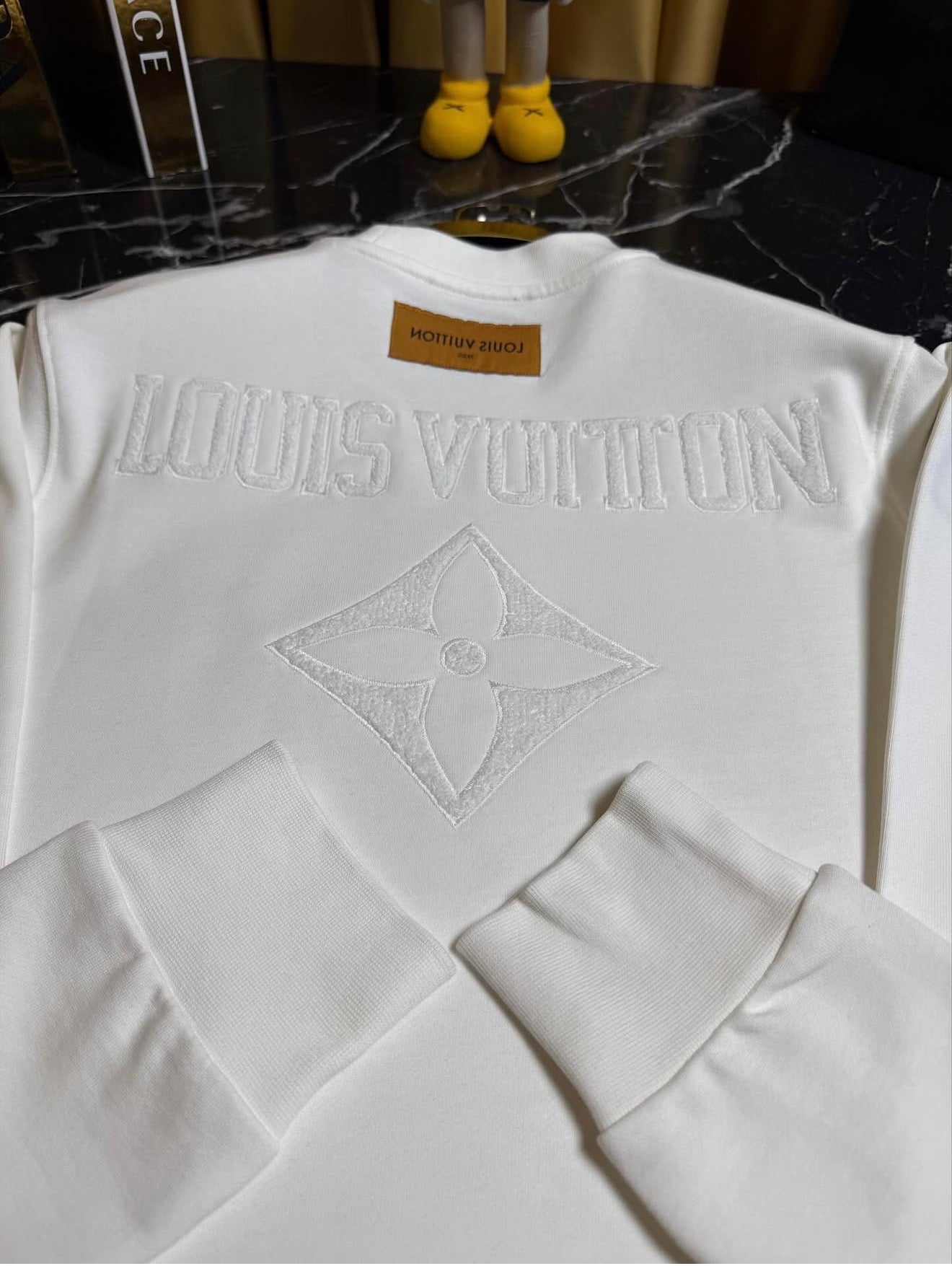 Louis Vuitton Sweatshirt