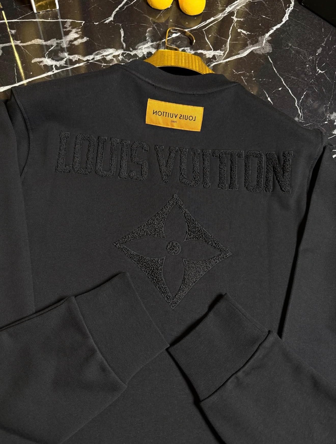 Louis Vuitton Sweatshirt