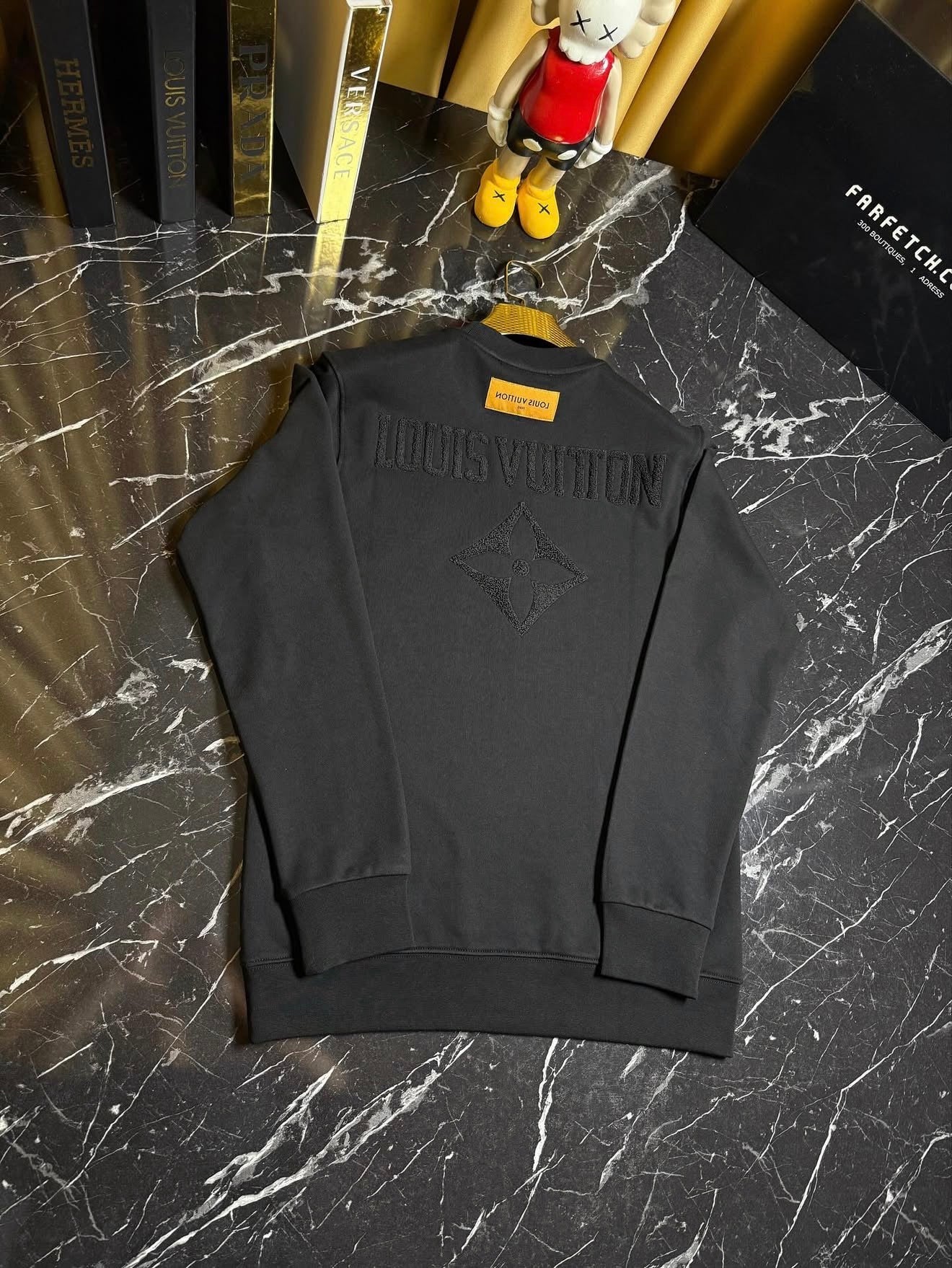 Louis Vuitton Sweatshirt